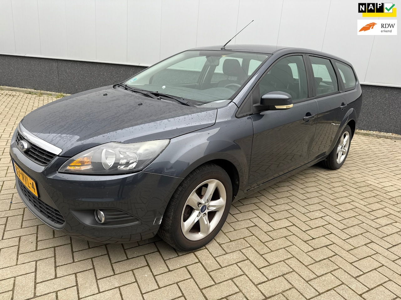 Ford Focus Wagon - 1.6 Comfort 1.6 Comfort - AutoWereld.nl