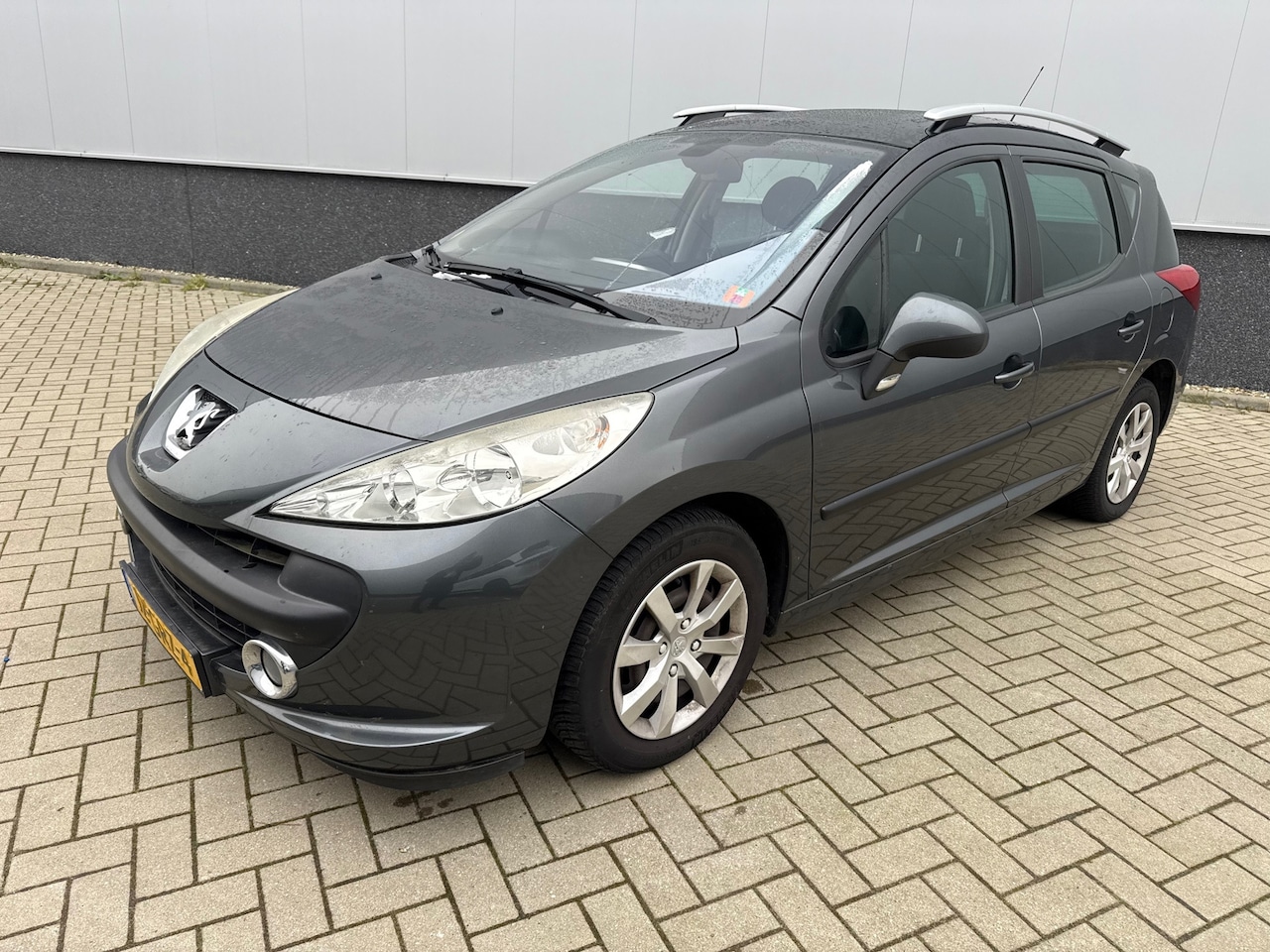 Peugeot 207 SW - 1.6 VTi XS 1.6 VTi XS - AutoWereld.nl