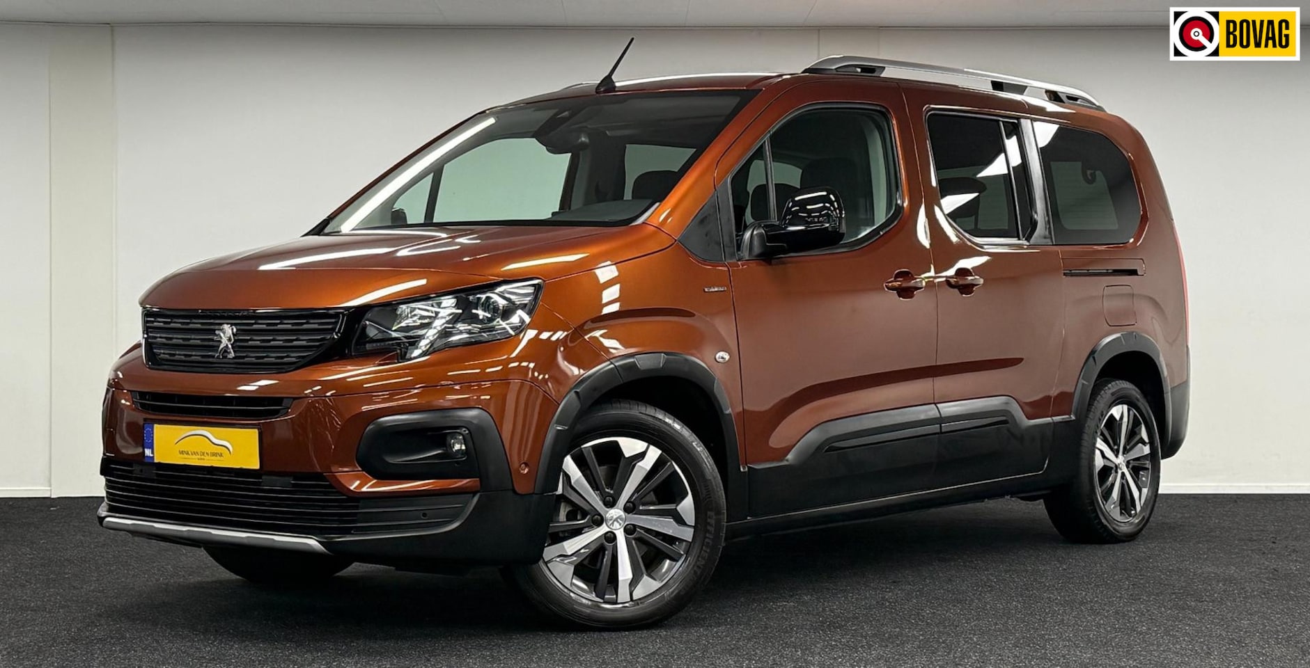 Peugeot Rifter Long - 1.2 Puretech Long GT-Line*NAP*Automaat*21dkmUniek*Navi*Camera*Carplay* - AutoWereld.nl