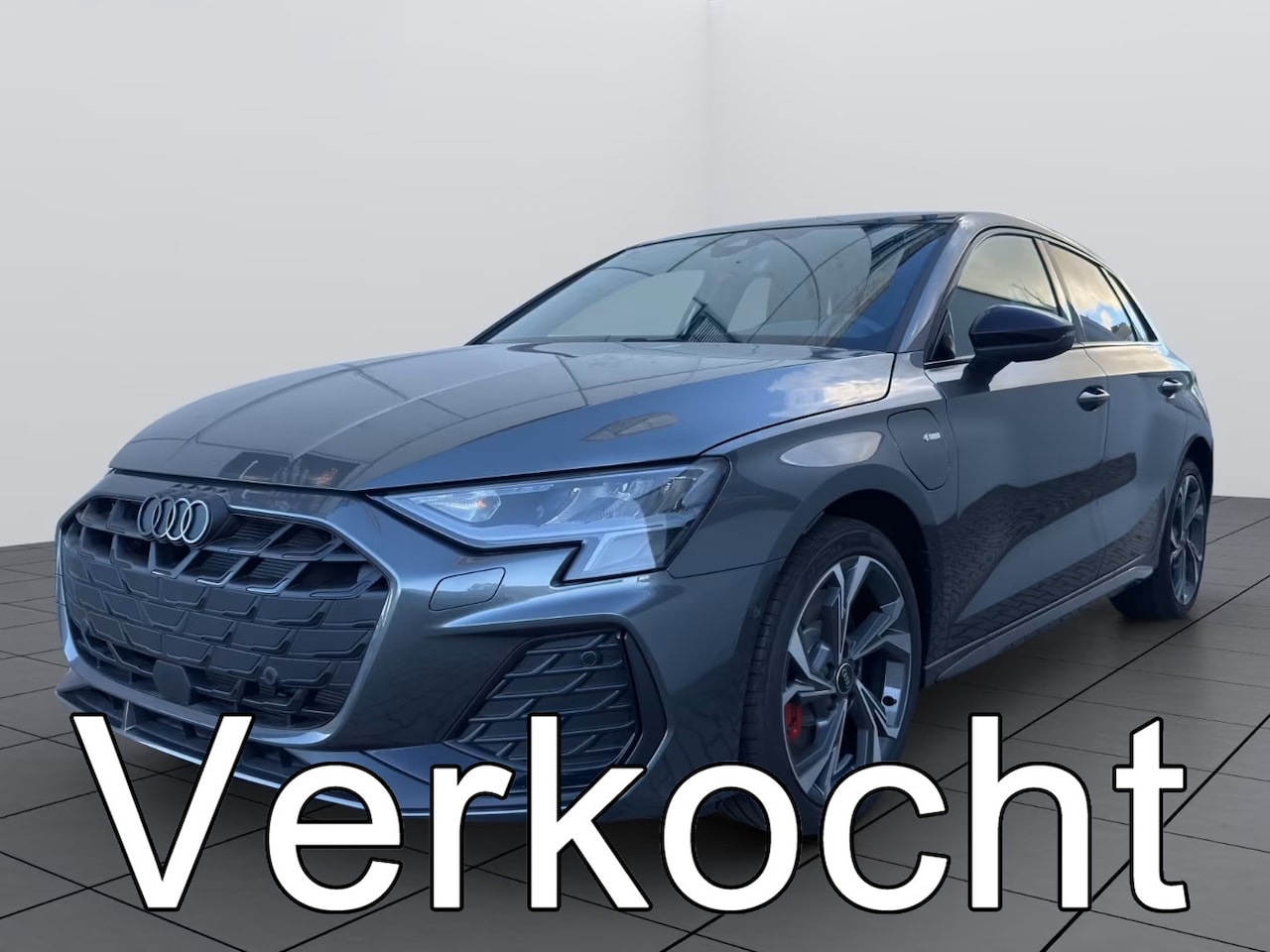 Audi A3 Sportback - 45 TFSI e S-LINE (200kW/272pk) ** LED, VIRTUAL, PANORAMA, ELECTR. BED. ST, PRIVACY, 18-inc - AutoWereld.nl