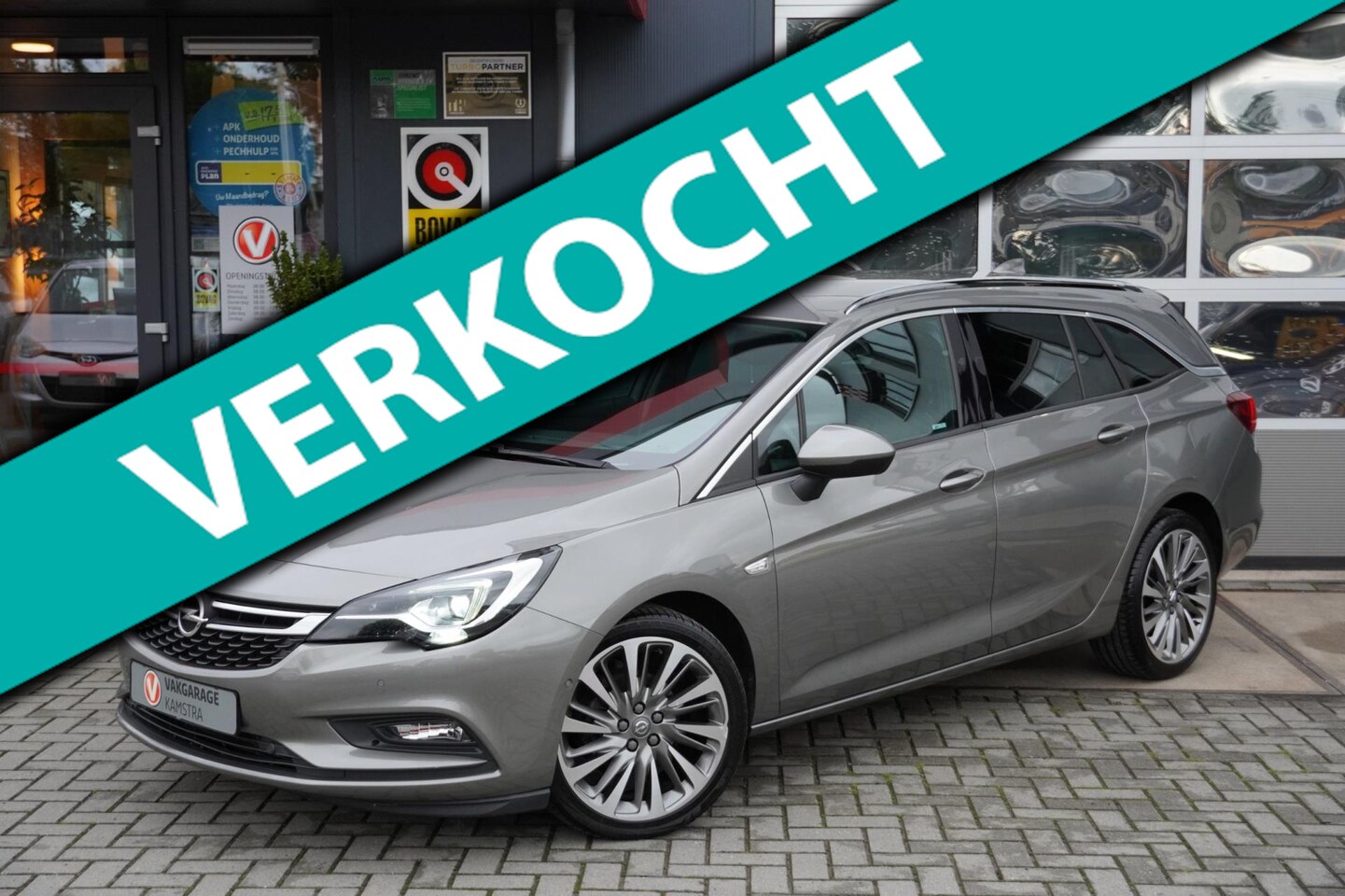 Opel Astra Sports Tourer - 1.4 Innovation NAP DAB+/Leder/LED - AutoWereld.nl