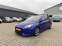 Ford Focus - 2.0 EcoBoost ST-3