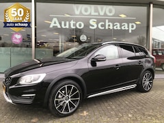 Volvo V60 Cross Country - 2.0 D4 Polar+ Luxury Automaat | Rijklaar incl garantie | Schuifdak Standkachel Trekhaak Do