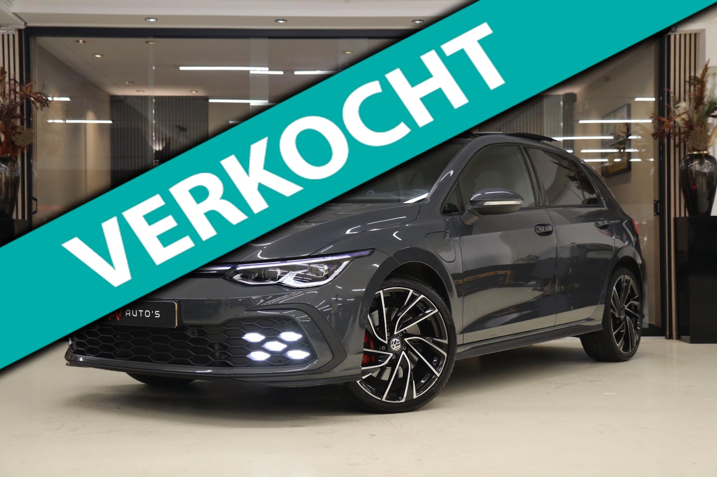 Volkswagen Golf - 1.4 eHybrid GTE /PANO/HUD/IQLIGHT/CAM/CARPLAY/ACC/LANE ASSIST/VOL - AutoWereld.nl