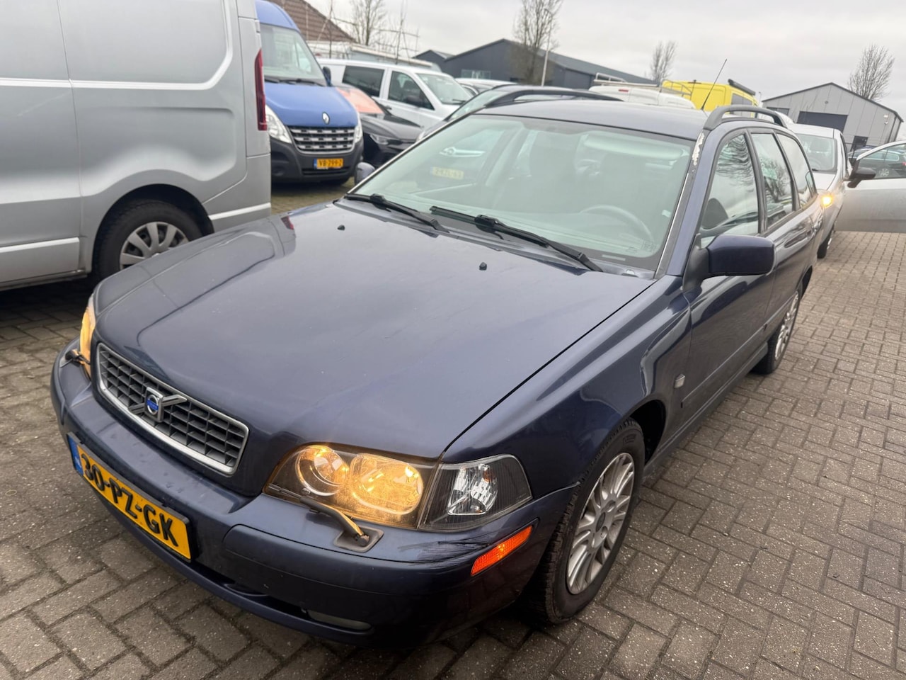 Volvo V40 - 1.8 Europa Nordic 2004 Airco 192.000 KM - AutoWereld.nl