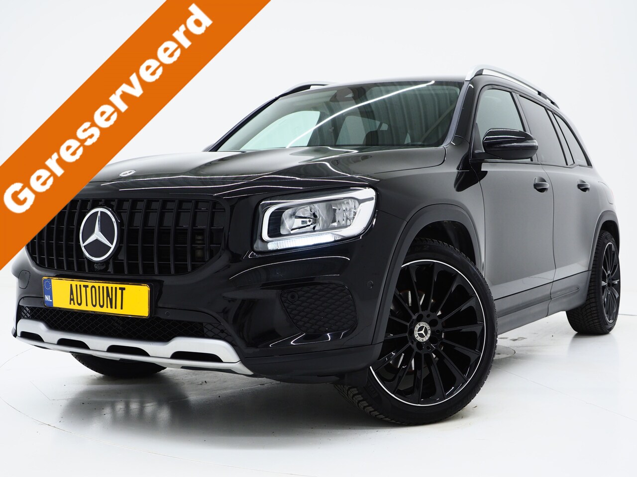 Mercedes-Benz GLB - 180 Panamericana | Night | Trekhaak | Widescreen | Camera | DAB | Cruise - AutoWereld.nl
