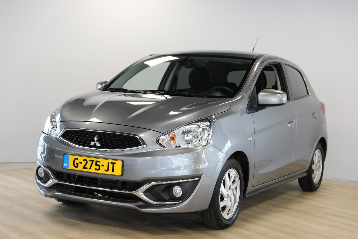 Mitsubishi Space Star - 1.0 Active | Navi | Airco | Apple Carplay - AutoWereld.nl