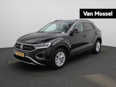 Volkswagen T-Roc - 1.0 TSI Life | Apple Carplay / Android Auto | Climate Control | Parkeersensoren | Achterui