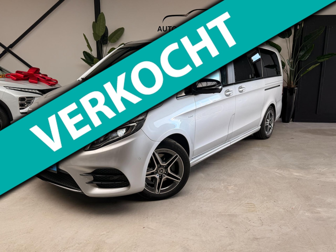 Mercedes-Benz V-klasse - 250d Lang Avantgarde Edition 7/8 Pers AUT LED PANO SFEERVERLICHTING ELEK. SCHUIFDEUR - AutoWereld.nl