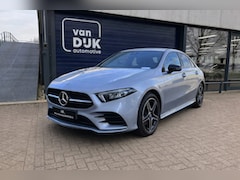 Mercedes-Benz A-klasse - 250 e AMG Line PANORAMADAK TREKHAAK ZWENKBAAR NIGHT PAKKET DEELS LEDER STOELVERWARMING NAV