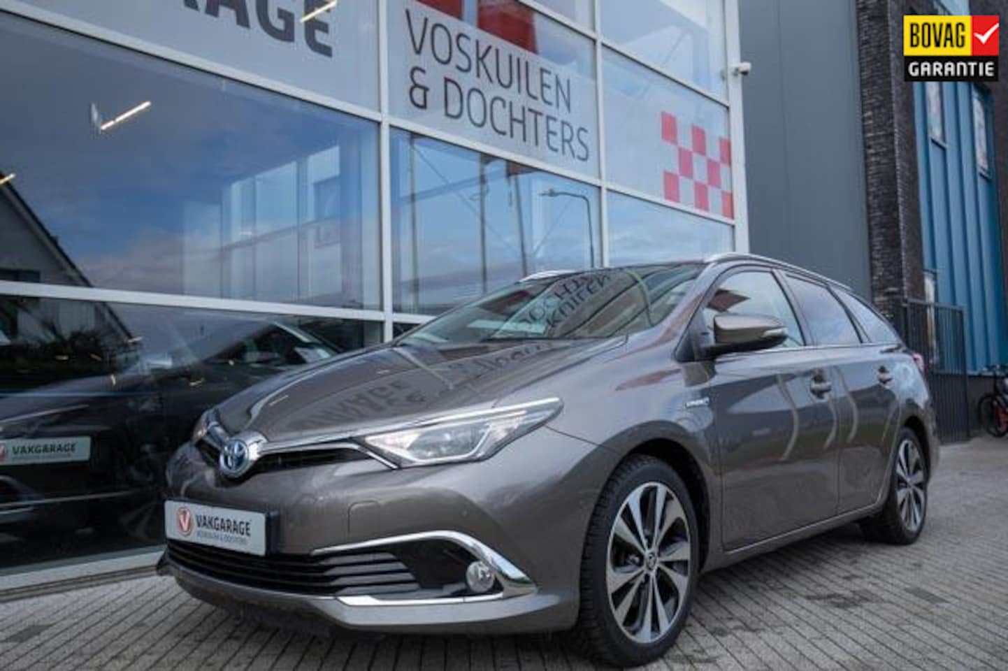 Toyota Auris Touring Sports - 1.8 Hybrid Dynamic Ultimate 1.8 Hybrid Dynamic Ultimate - AutoWereld.nl