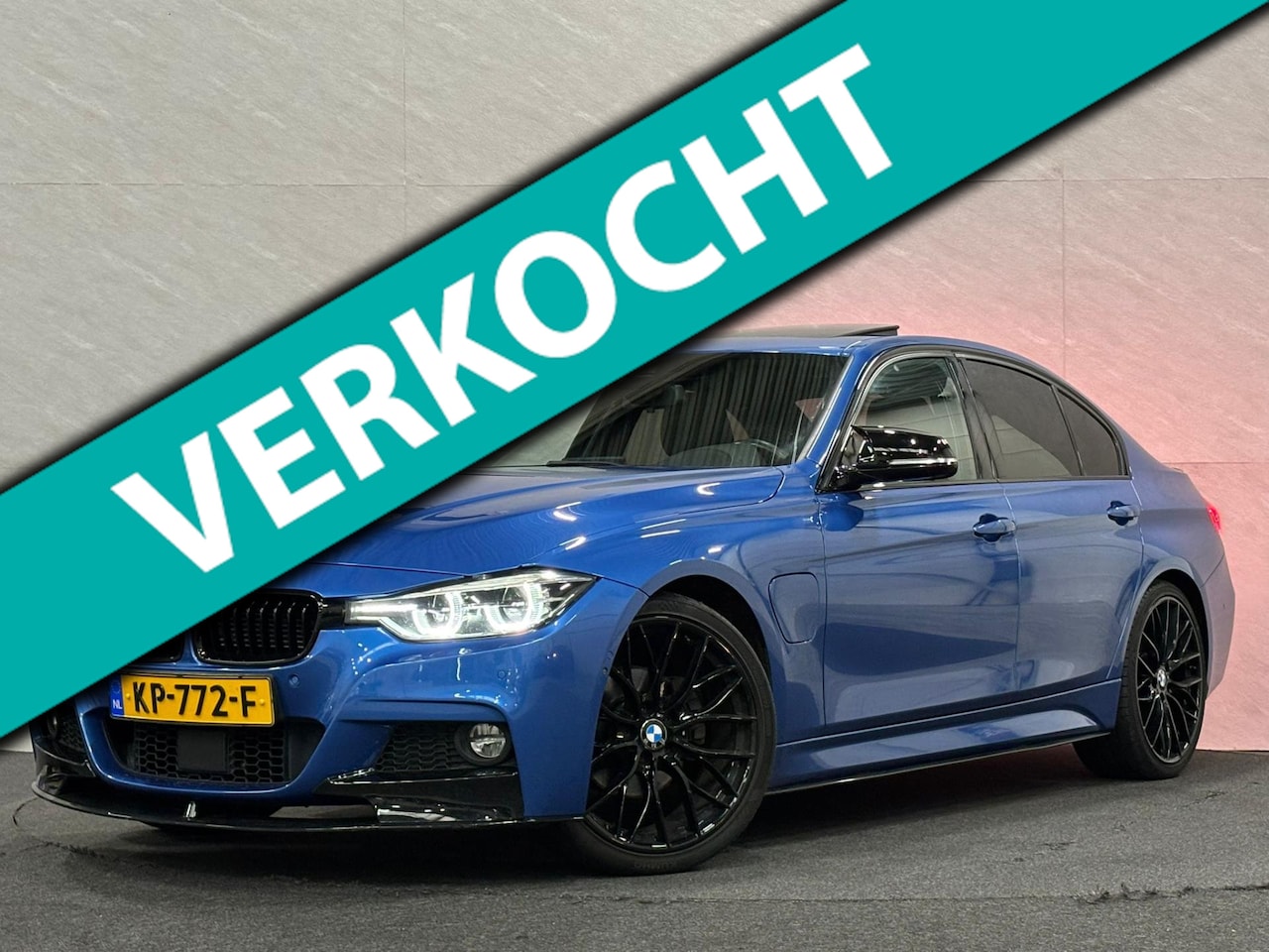 BMW 3-serie - 330e M Sport Edition Panoramadak Lane Acc - AutoWereld.nl