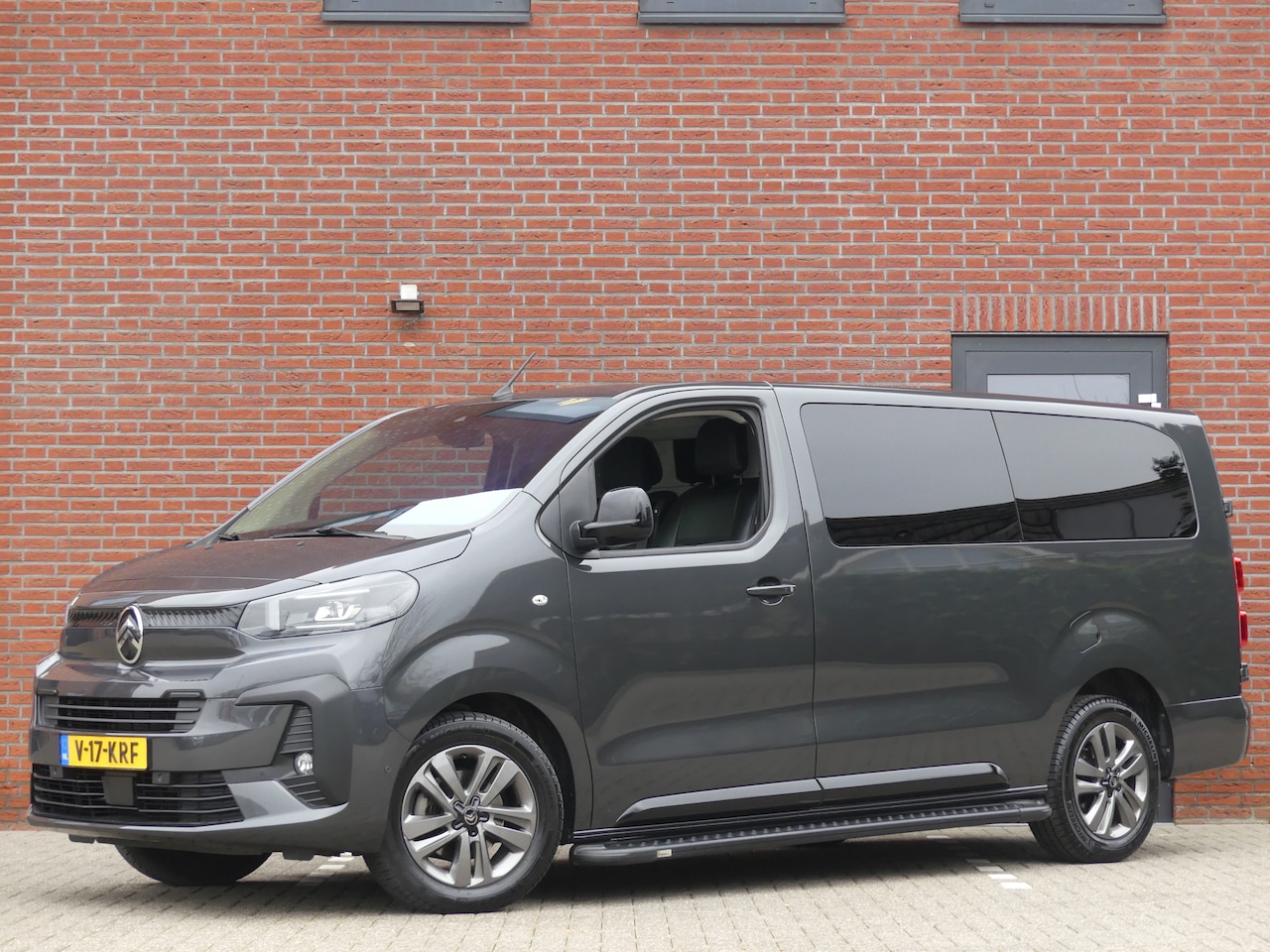 Citroën Jumpy - 2.0 BlueHDI 177PK L3 Standkachel LED/LEER/Camera/Trekhaak - AutoWereld.nl