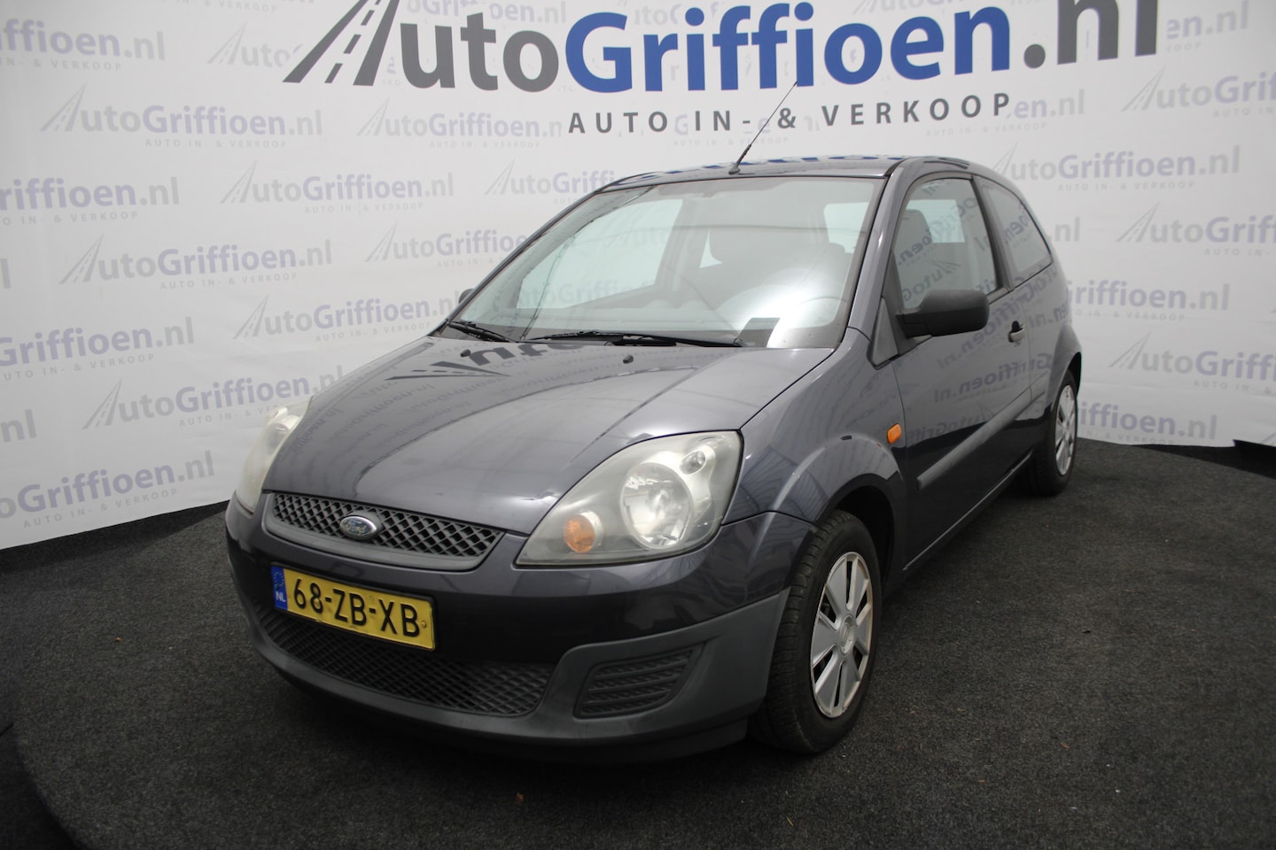 Ford Fiesta - 1.3-8V Cool & Sound dealeronderhouden met airco - AutoWereld.nl