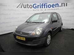 Ford Fiesta - 1.3-8V Cool & Sound dealeronderhouden met airco