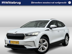 Skoda Enyaq iV - 60 Selection / Navigatie / Camera / Parkeersensoren V+A / Half leer / Lichtmetaal 19 inch