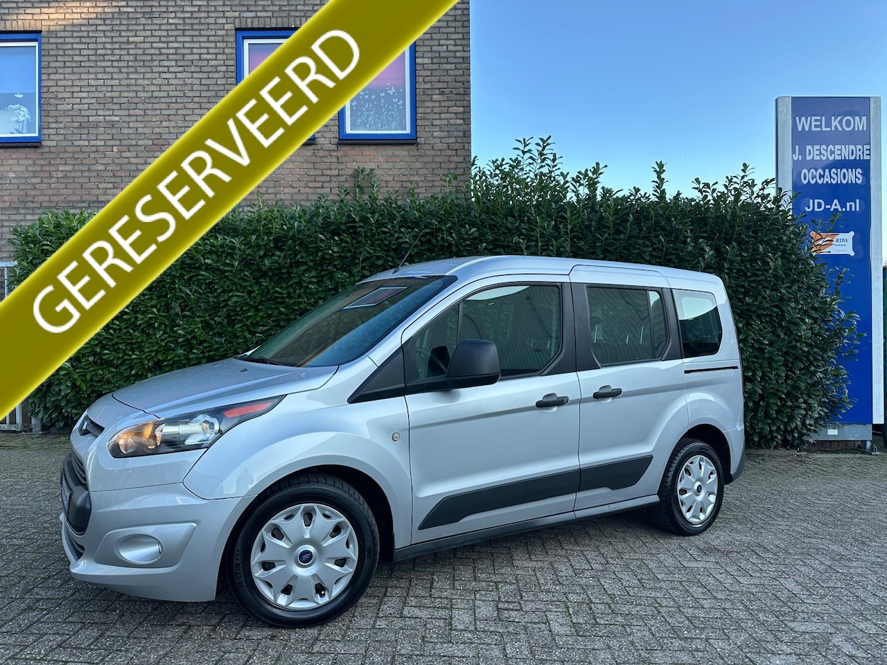 Ford Tourneo Connect Compact - 1.0 Distributieriem vervangen, Airco, Elec.Pakket!!!! DINSDAG 27-01 ZIJN WIJ GEOPEND VAN 1 - AutoWereld.nl