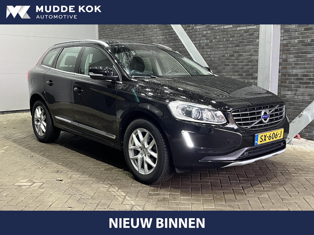 Volvo XC60 - D4 Polar+ | Automaat | Panoramadak | Leder | Trekhaak | Camera - AutoWereld.nl