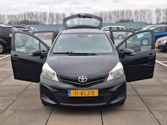 Toyota Yaris - €3749, -1.0 VVT-i Comfort 5 Drs Airco Apk 2026