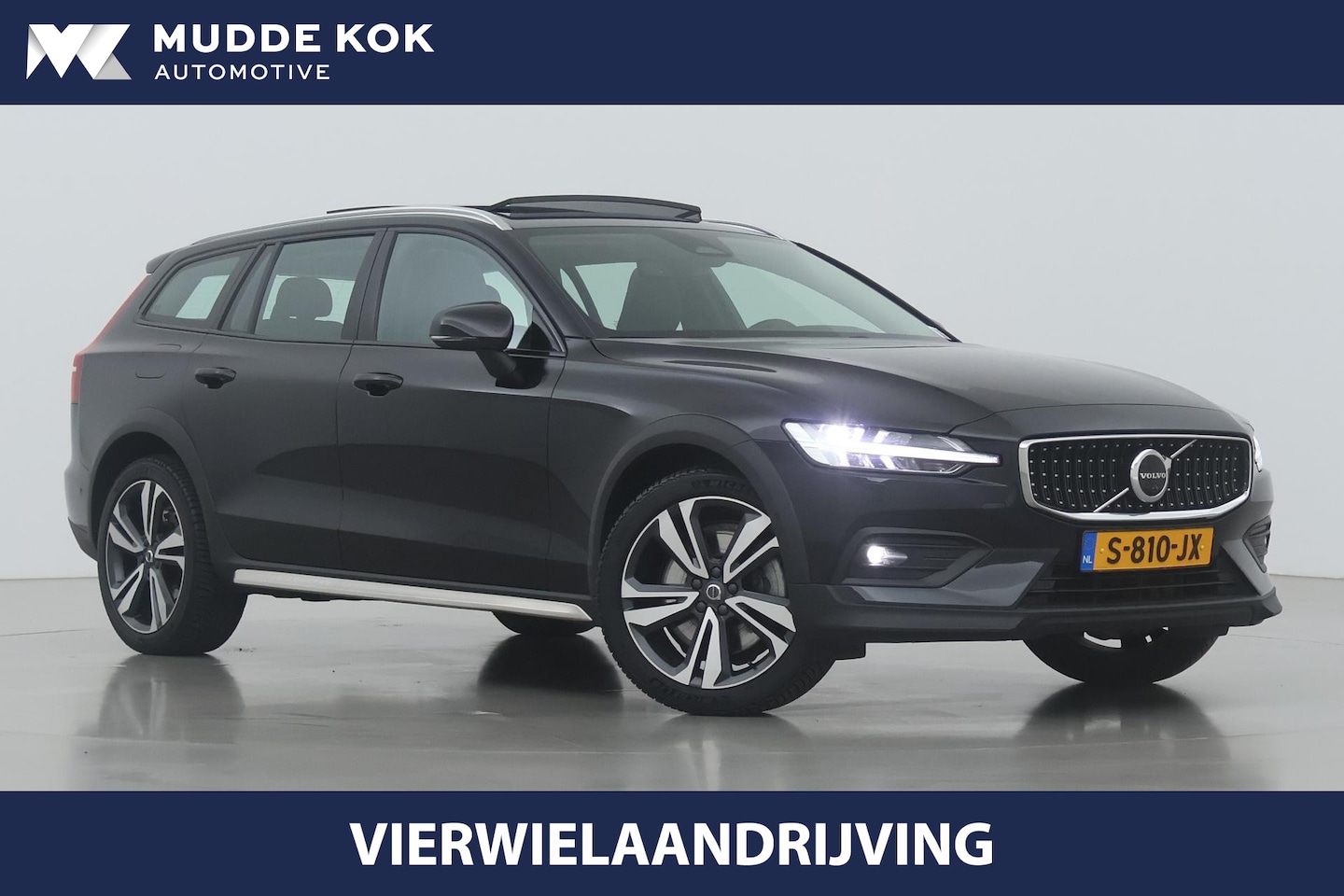 Volvo V60 Cross Country - B5 AWD Pro | Bowers&Wilkins | Panoramadak | Massage | ACC | 360° Camera | Head-Up - AutoWereld.nl