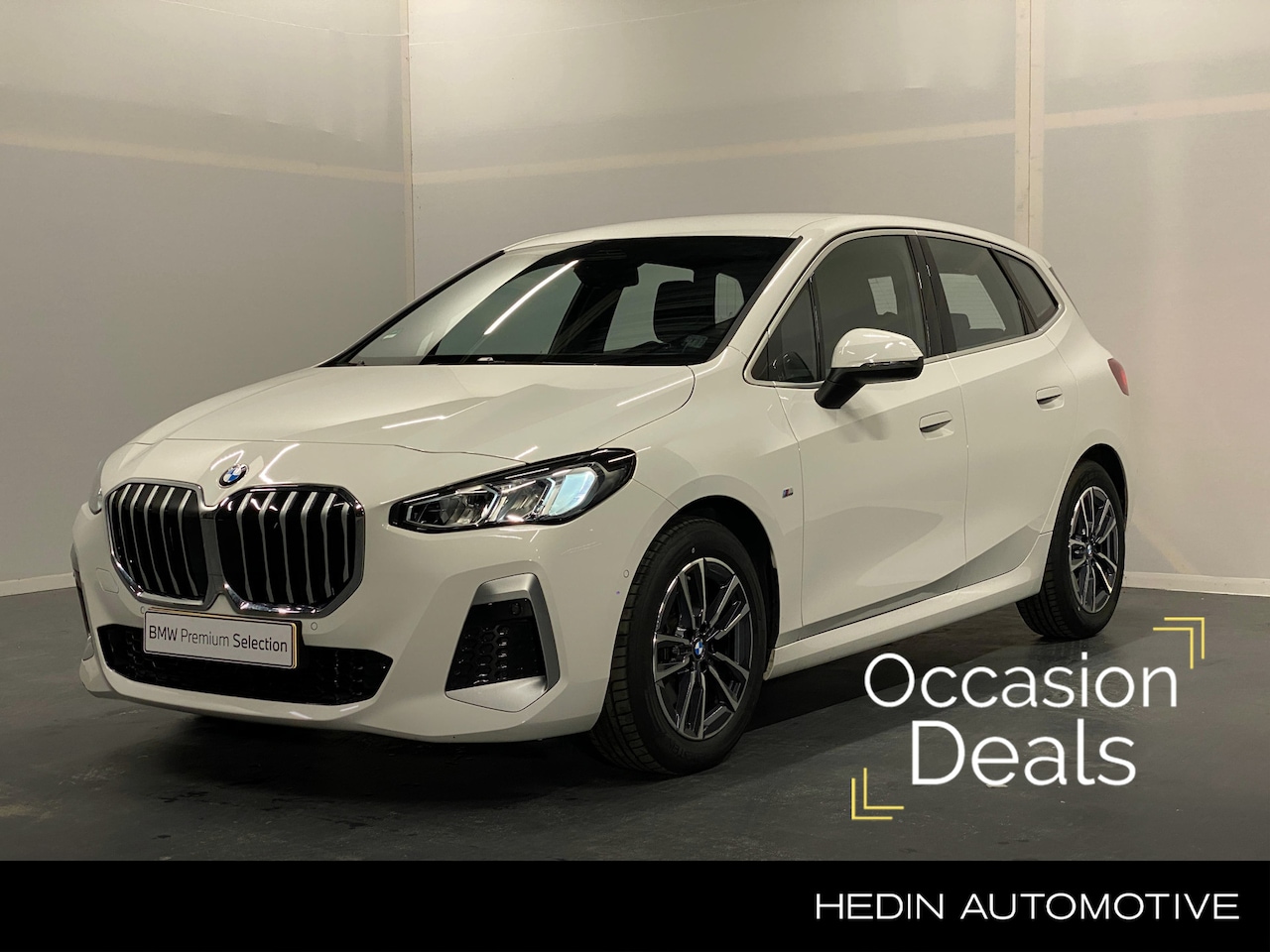 BMW 2-serie Active Tourer - 218i | M-Sportpakket | Adaptief Onderstel | M-Sport Exterieur | Achterruitrijcamera | PDC - AutoWereld.nl