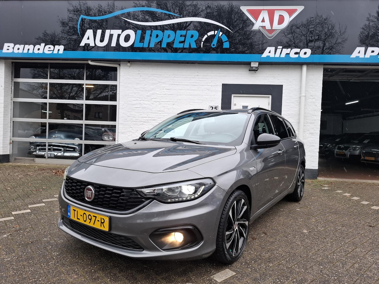 Fiat Tipo Stationwagon - 1.4 T-Jet 16v S-Design /Nieuwe apk bij aflevering/All season banden/Lm velgen - AutoWereld.nl