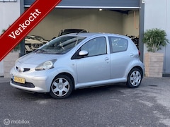 Toyota Aygo - 1.0-12V | NAP | AIRCO | APK 2027 FEBRUARI |
