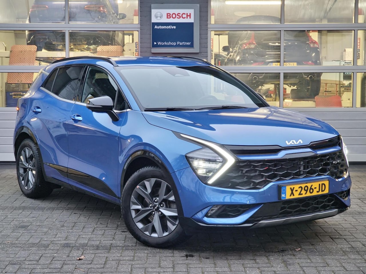 Kia Sportage - 1.6 T-GDi Plug-in Hybrid AWD GT-PlusLine|H&K-Audio|Trekhaak|LED|Camera|36.284KM|Sfeer-verl - AutoWereld.nl