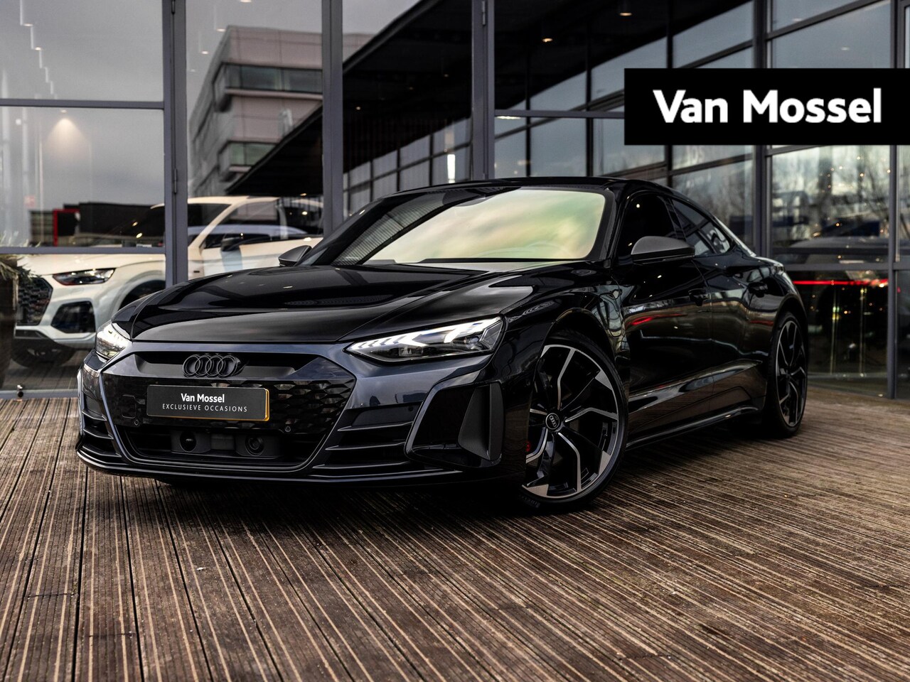 AUDI E-TRON GT