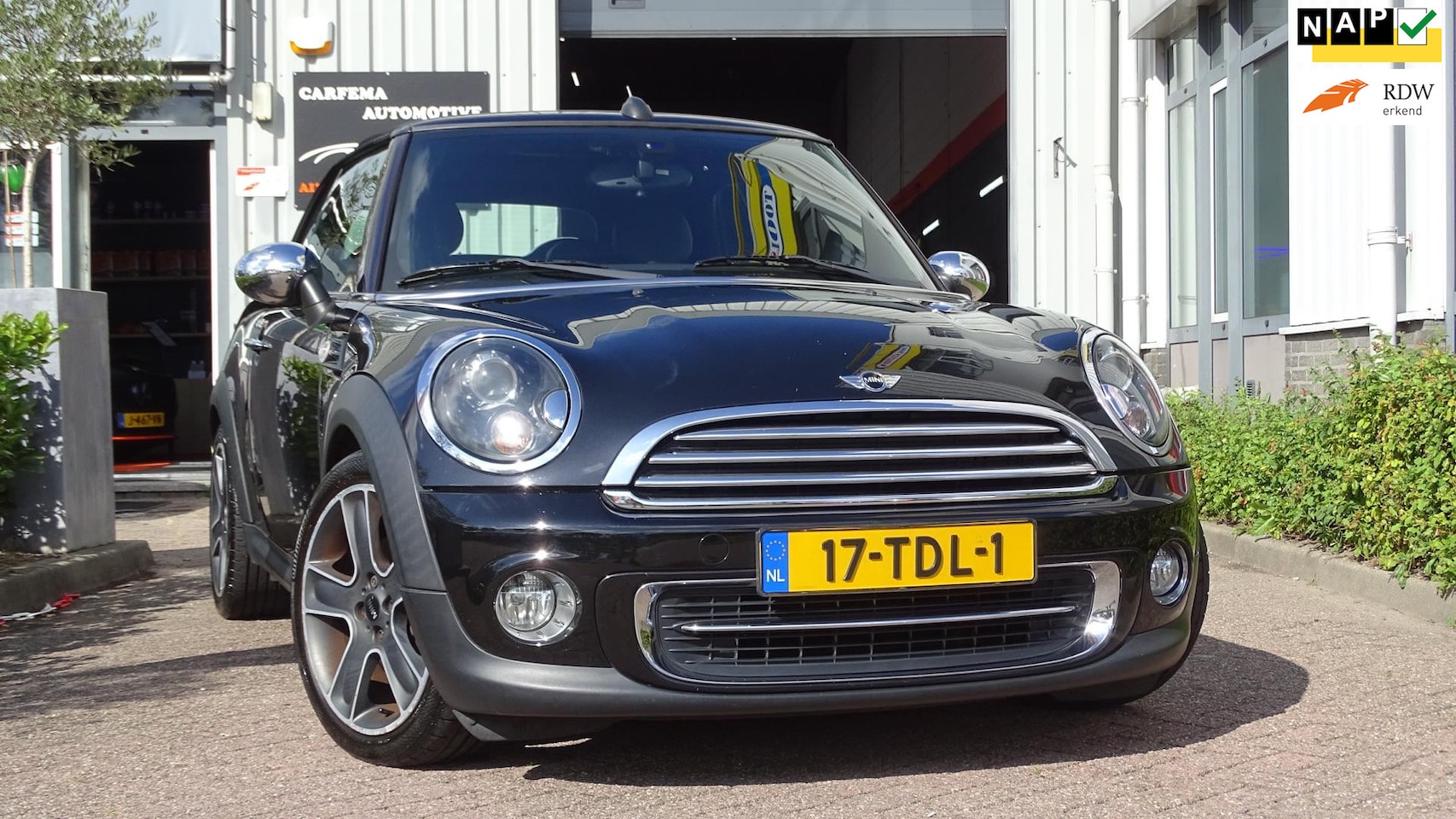 MINI Cabrio - 1.6 Cooper Chili Mini 1.6 Cooper Chili, Xenon, vol leder, Cruise control, Climate control - AutoWereld.nl