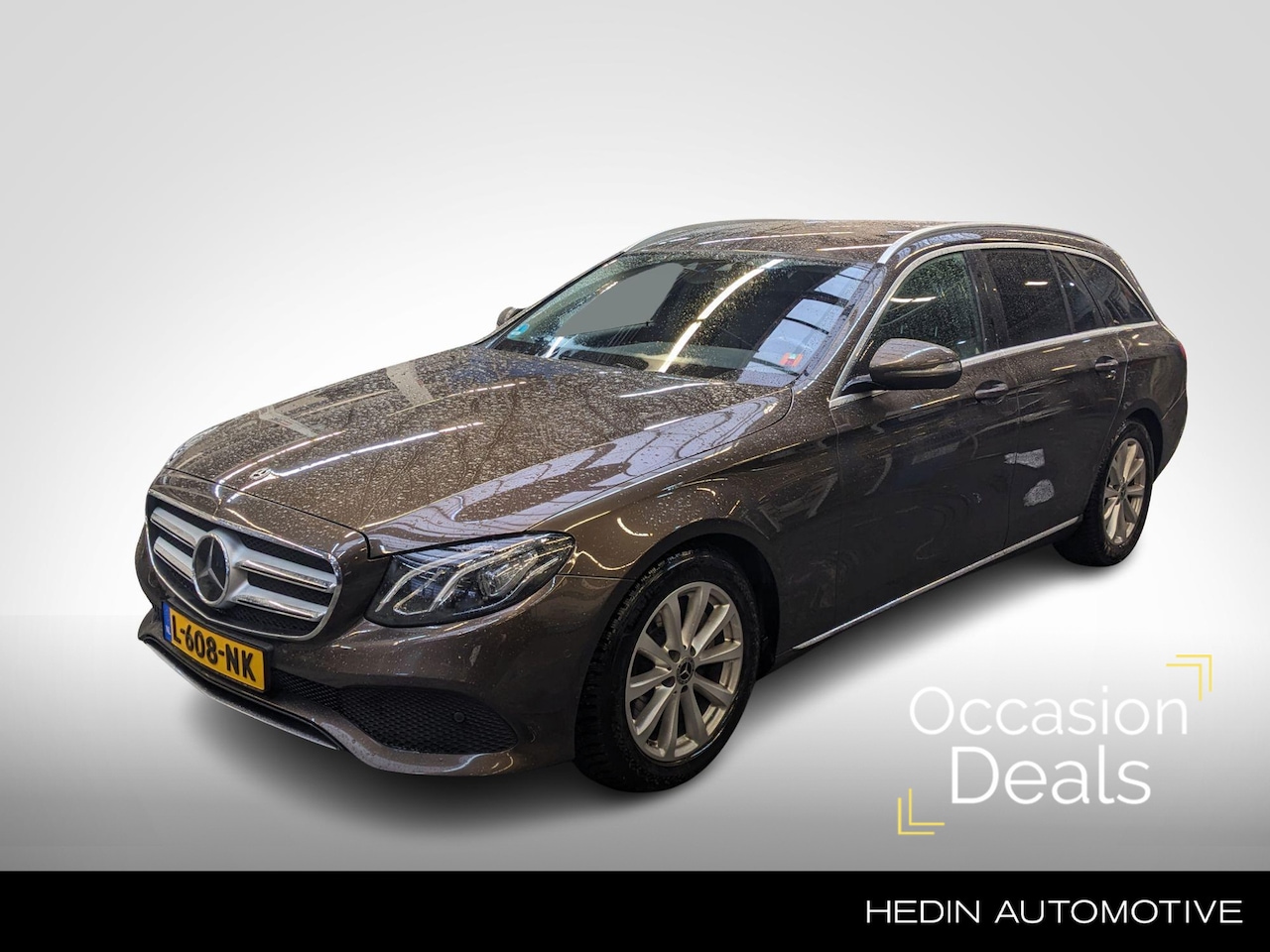 Mercedes-Benz E-klasse Estate - E 200 Automaat Avantgarde Line | Comand Online | Distronic+ | Trekhaak | LED | Sfeerverlic - AutoWereld.nl