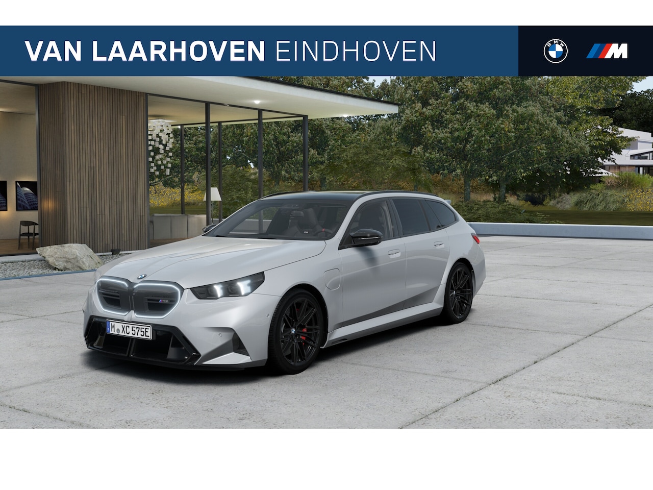 BMW 5-serie Touring - M5 Automaat / M Drive Professional / Panoramadak / Trekhaak / M Multifunctionele Stoelen / - AutoWereld.nl