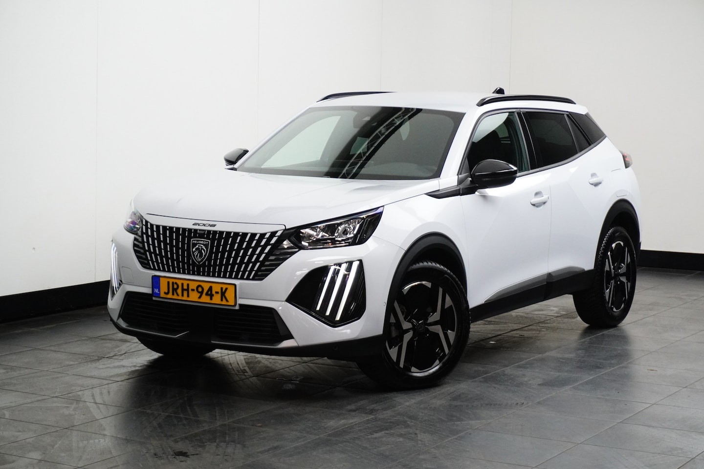 Peugeot 2008 - 1.2 Hybrid 136 Allure | Navi | Camera | Ad. Cruise control | Keyless | LMV 17"| PDC V+A | - AutoWereld.nl
