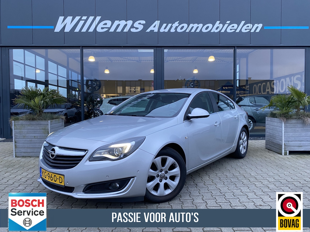 Opel Insignia - 1.6 CDTI EcoFLEX Edition Navigatie, Camera , Climate Control - AutoWereld.nl