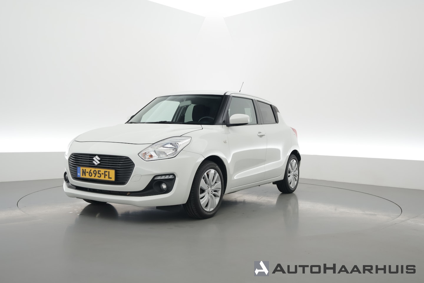 Suzuki Swift - 1.2 Stijl Smart Hybrid | Apple CarPlay & Android auto | Camera | Stoelverw. | DAB | 16'' - AutoWereld.nl