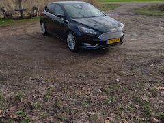 Ford Focus - 1.0 Titanium Edition NAP Zwart
