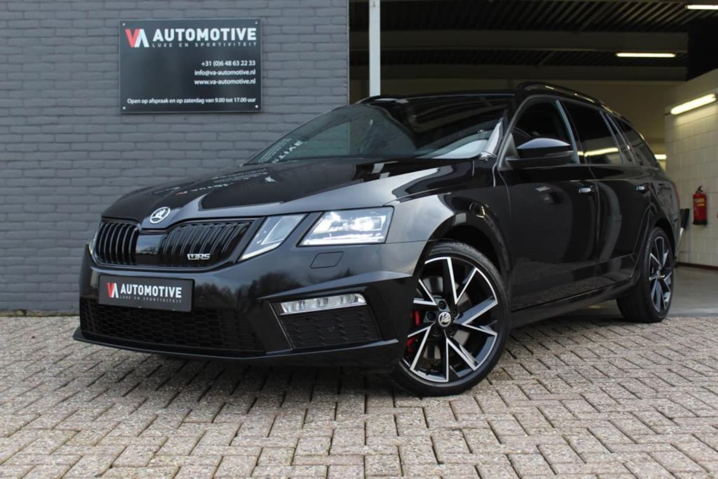 Skoda Octavia Combi - 2.0 TSI RS 245 DSG PANO ACC VIRTUAL DCC MEMORY CAM STANDKACHEL - AutoWereld.nl