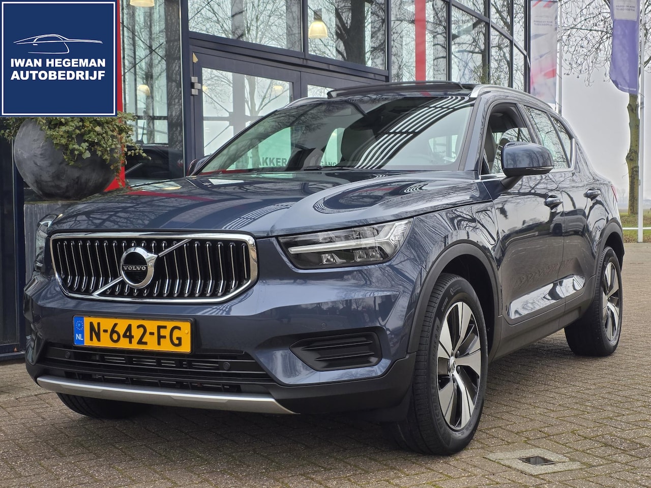 Volvo XC40 - 1.5 T4 Recharge Inscription Expression | Wegkl. Trekhaak | Panodak | Leer | Cruise Control - AutoWereld.nl