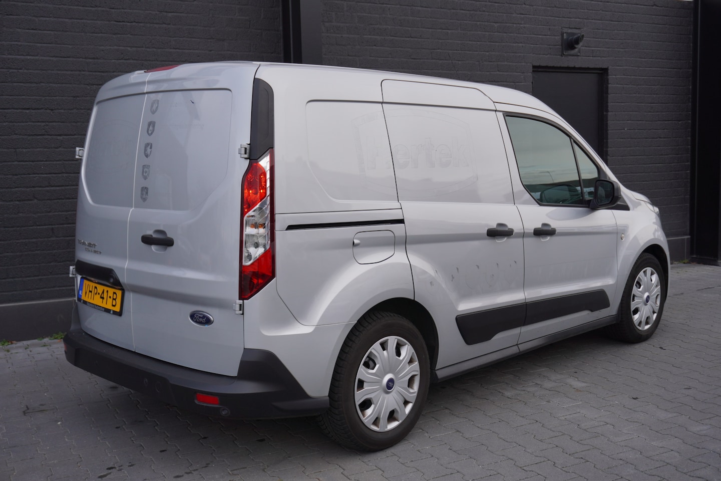 Ford Transit Connect - 1.5 EcoBlue - EURO 6 - Airco - Navi - Cruise - €12.900,- Excl. - AutoWereld.nl