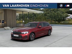 BMW 3-serie Touring - 330e M Sport Automaat / Panoramadak / Sportstoelen / Trekhaak / Parking Assistant Plus / L