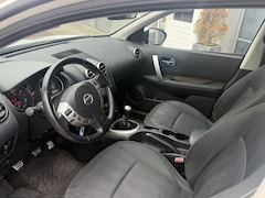 Nissan Qashqai+2 - 2.0 Connect Edition Camera, Trekhaak, 18Inch, Cruise, Clima Goed onderhouden