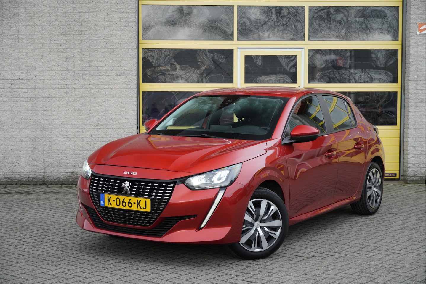 Peugeot 208 - 1.2 PureTech 5drs Active BJ2021 Led | Pdc | Navi | App-Connect | Airco | Cruise control | - AutoWereld.nl