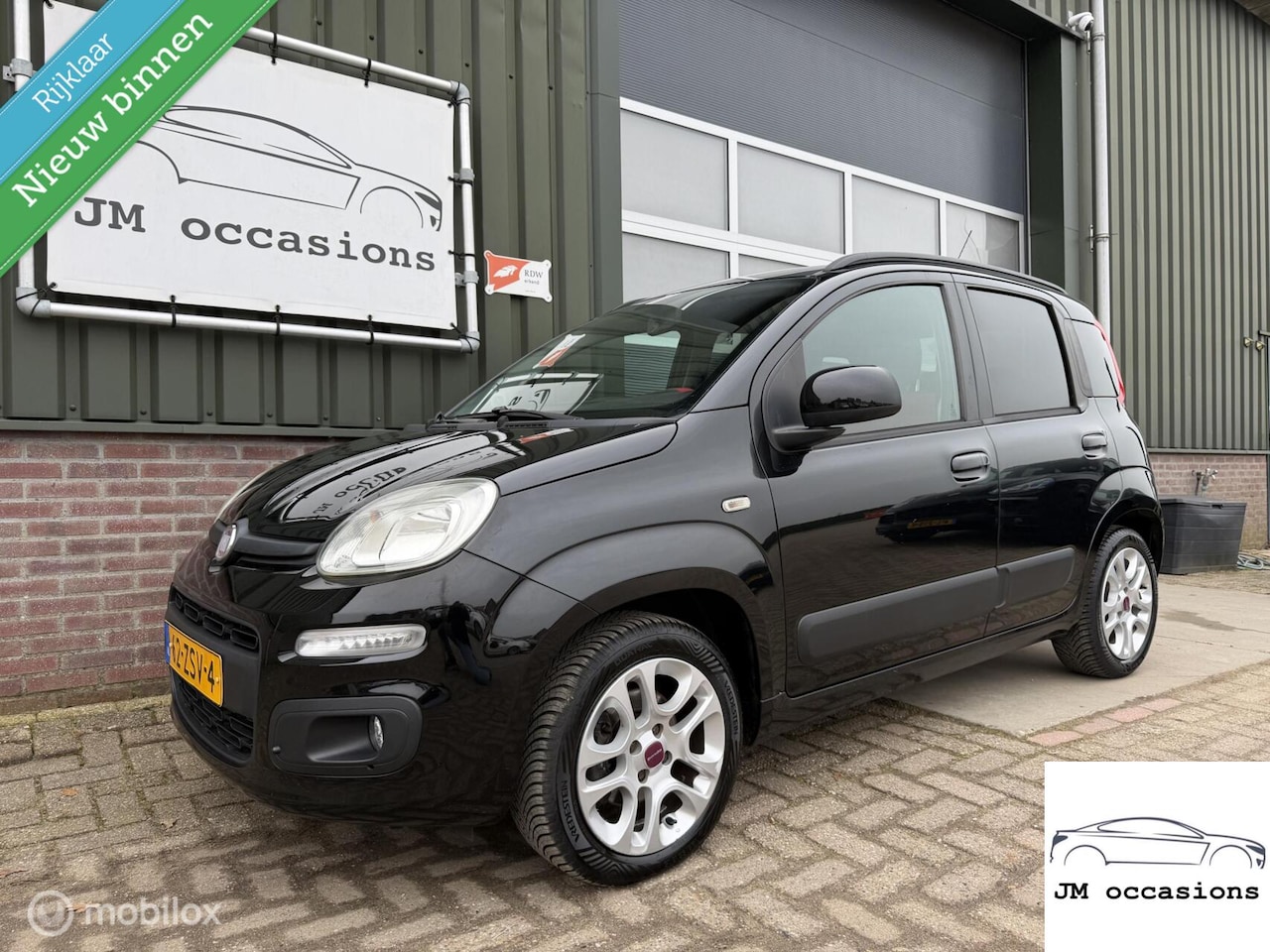 Fiat Panda - 0.9 TwinAir Lounge|Airco|Bleu&me|Getint glas|city steering - AutoWereld.nl