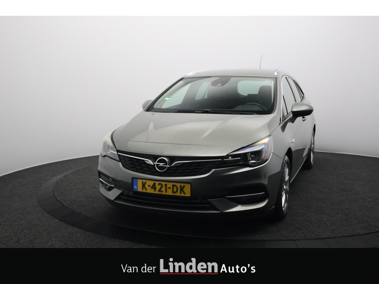Opel Astra Sports Tourer - 1.2 Business Elegance | Trekhaak | Stoel\Stuurverwarming | Camera | Navigatie - AutoWereld.nl