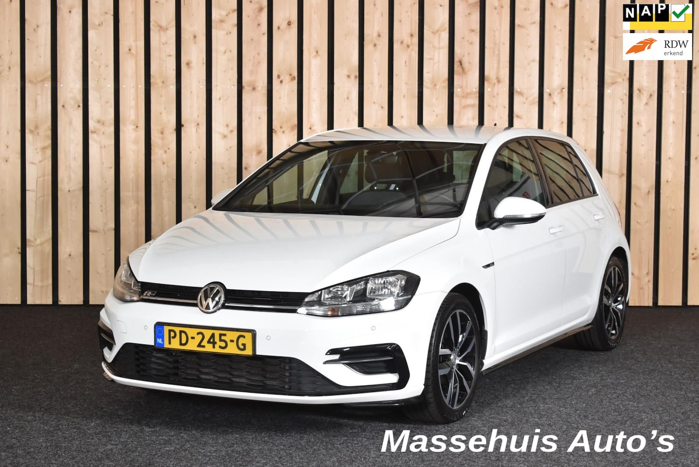 Volkswagen Golf - 1.4 TSI Highline R line in/exterieur 112dkm 1e eig. clima cruise + nwe apk - AutoWereld.nl