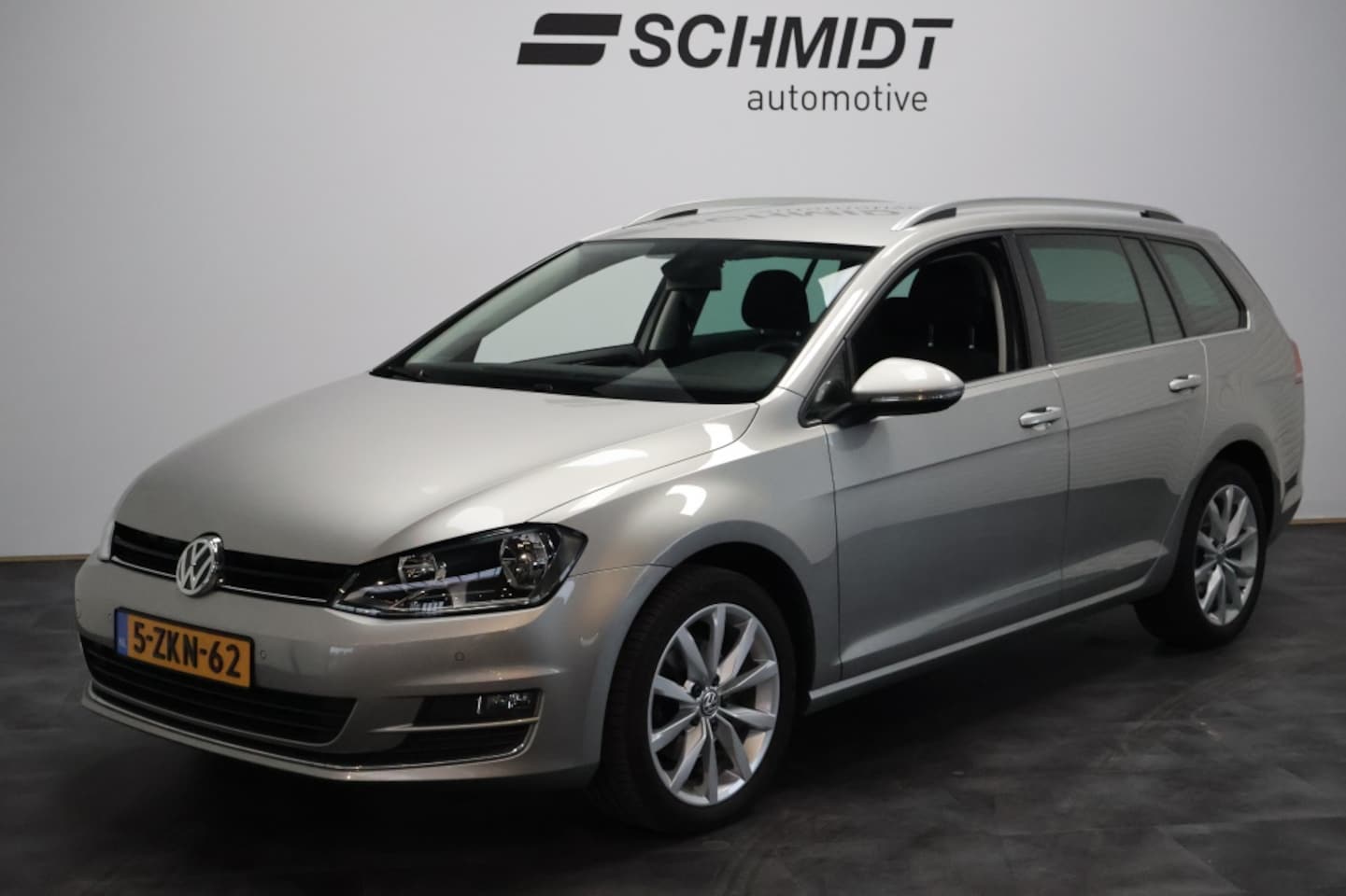 Volkswagen Golf Variant - 1.4 TSI Highline 140pk | Camera | Cruise Control | Bluetooth - AutoWereld.nl