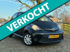 Toyota Aygo - 1.0 VVT-i Now | 5-Deurs + Airco nu € 3.450,