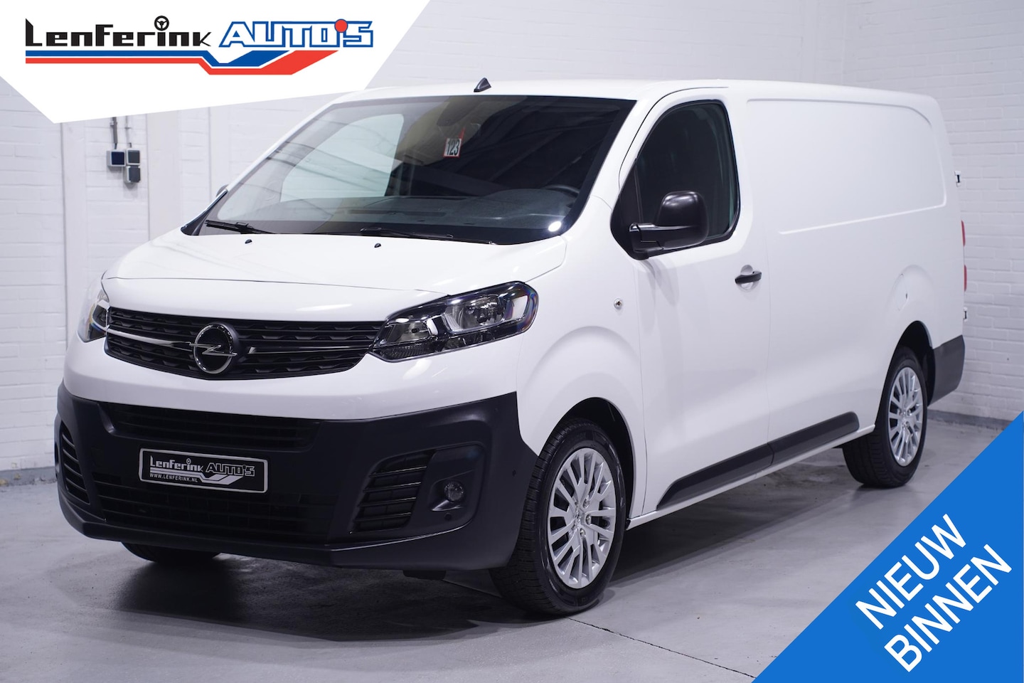Opel Vivaro - 2.0 CDTi 122 pk L3 Automaat Airco, Apple Carplay Laadruimte Pakket, PDC V+A, Dodehoek Assi - AutoWereld.nl
