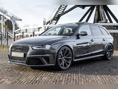 Audi RS4 - Avant 4.2 FSI|Exclusive|Pano|