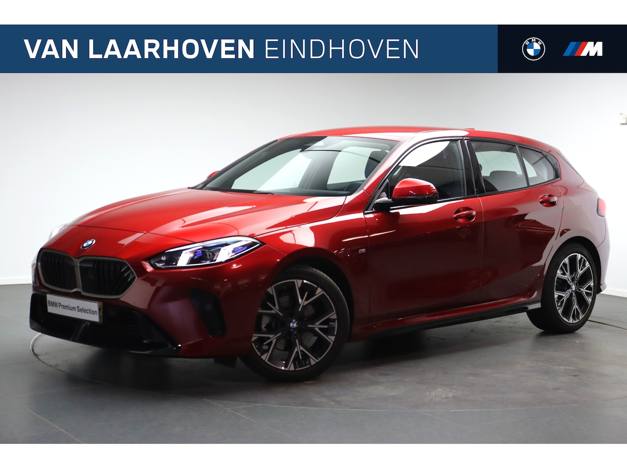 BMW 1-serie - 120 M Sport Automaat / Sportstoelen / Achteruitrijcamera / M Adaptief onderstel / Comfort - AutoWereld.nl